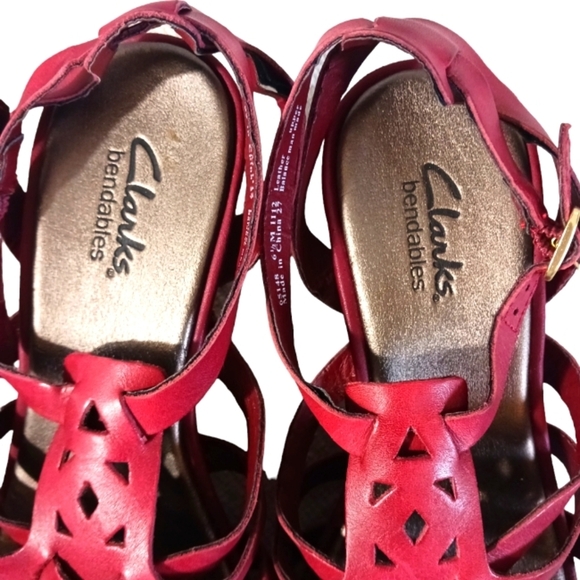 Clarks Bendables Red Gladiator Sandals Wedge Heel Strappy Sandal - Picture 4 of 12